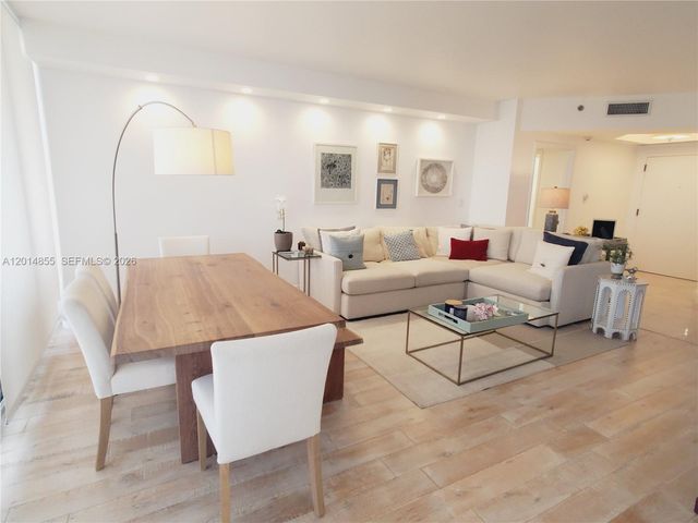 2000 Island Blvd 2703, Aventura, FL 33160