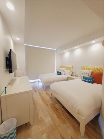 2000 Island Blvd 2703, Aventura, FL 33160