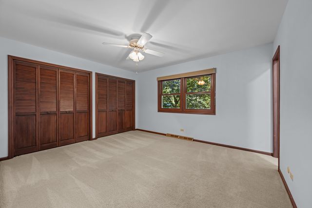9N879 Beckman Trail, Elgin, IL 60124