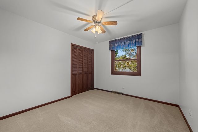 9N879 Beckman Trail, Elgin, IL 60124