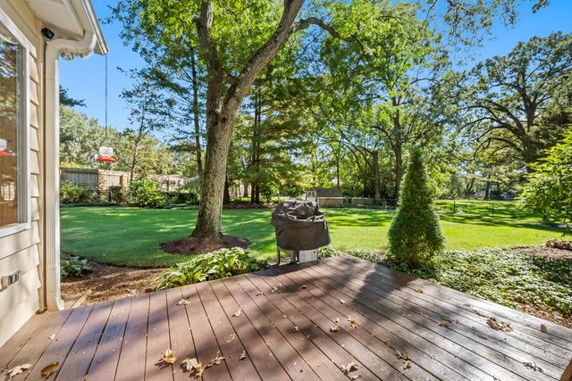 9N879 Beckman Trail, Elgin, IL 60124