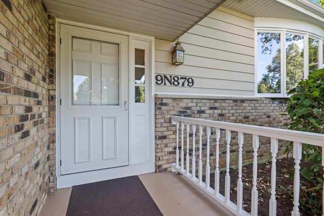 9N879 Beckman Trail, Elgin, IL 60124
