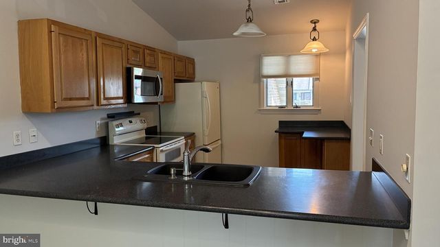 71 BLACK OAK DR #71, Lancaster, PA 17602