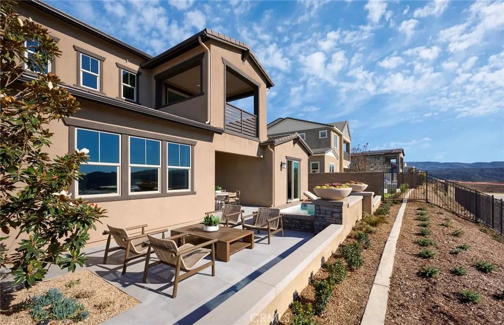541 Corkscrew Road, Rancho Mission Viejo, CA 92694