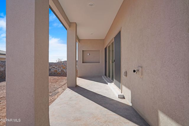 12760 Viendo Norte Drive, El Paso, TX 79934