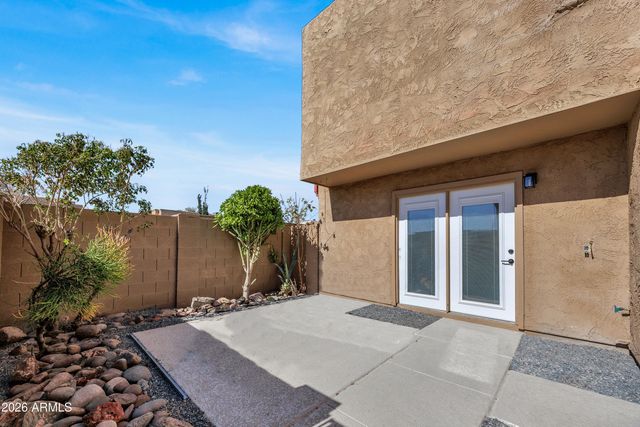 948 S ALMA SCHOOL Road 34, Mesa, AZ 85210