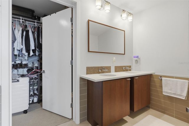 912 CHANNELSIDE DRIVE 2503, Tampa, FL 33602