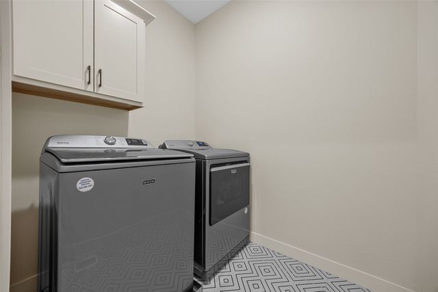 4113 Unbridled Avenue, Iowa City, IA 52240