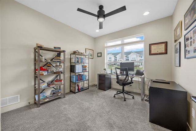 4113 Unbridled Avenue, Iowa City, IA 52240