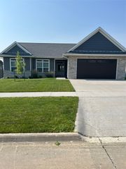 4113 Unbridled Avenue, Iowa City, IA 52240