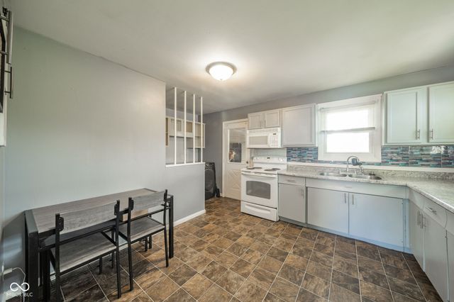3505 S Ebright Street, Muncie, IN 47302
