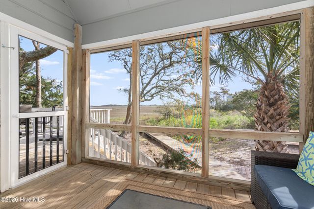 123 N Bald Head Wynd Unit 8, Bald Head Island, NC 28461