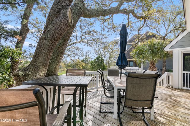 123 N Bald Head Wynd Unit 8, Bald Head Island, NC 28461