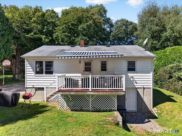 416 Cherry Lane, Montville, CT 06370