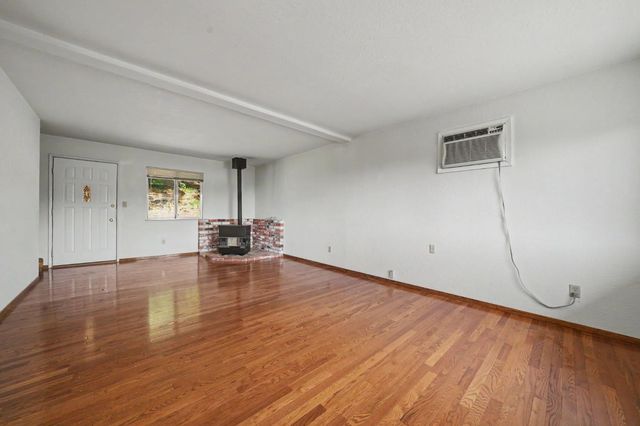 16001 Cedar Heights Dr. N, Pioneer, CA 95666