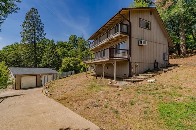 16001 Cedar Heights Dr. N, Pioneer, CA 95666