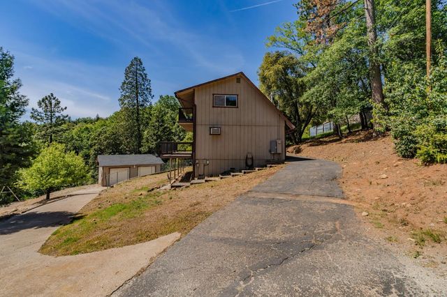 16001 Cedar Heights Dr. N, Pioneer, CA 95666
