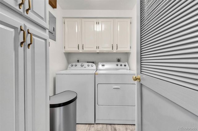 1900 E Girard Place 203, Englewood, CO 80113