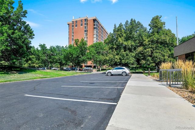1900 E Girard Place 203, Englewood, CO 80113