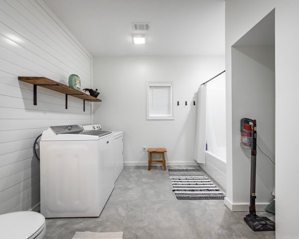 150 Sylvan Dr., Greers Ferry, AR 72067