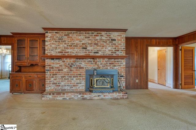 3989 W 72 Highway, Clinton, SC 29325