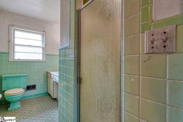 3989 W 72 Highway, Clinton, SC 29325