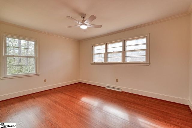 3989 W 72 Highway, Clinton, SC 29325