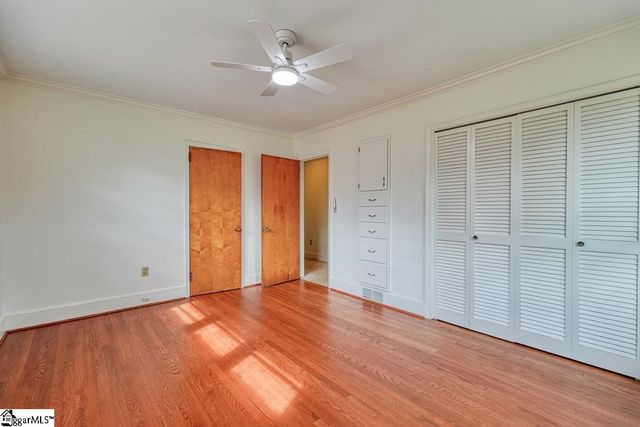 3989 W 72 Highway, Clinton, SC 29325