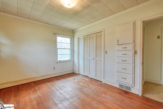 3989 W 72 Highway, Clinton, SC 29325