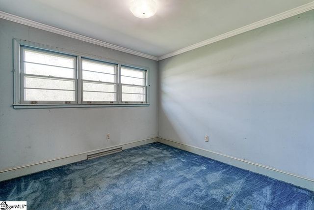 3989 W 72 Highway, Clinton, SC 29325