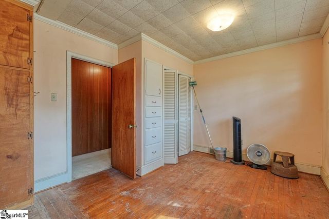 3989 W 72 Highway, Clinton, SC 29325