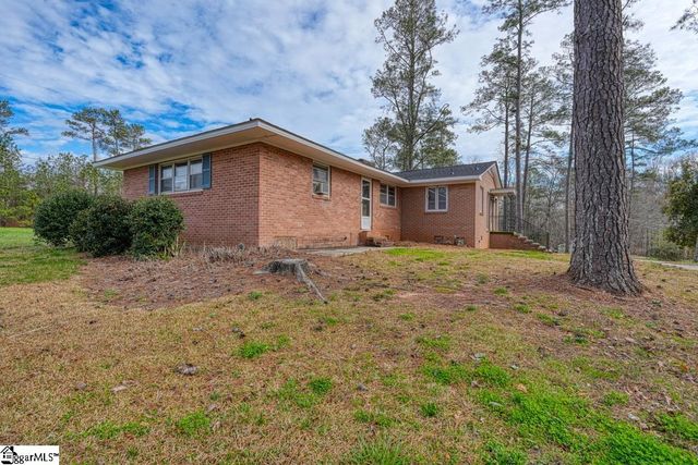 3989 W 72 Highway, Clinton, SC 29325