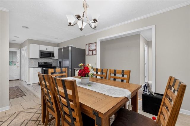 4053 Cooper Ridge Court SE, Smyrna, GA 30080