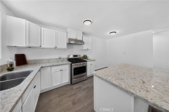 9959 Wisner, San Fernando, CA 91345