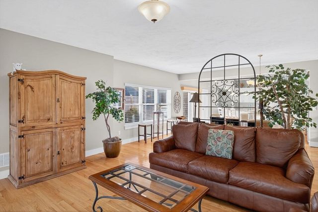 16 Rebeccas Landing 16, Plymouth, MA 02360