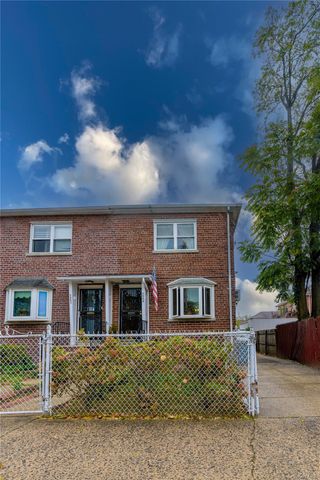 2985 Young Avenue, Bronx, NY 10469