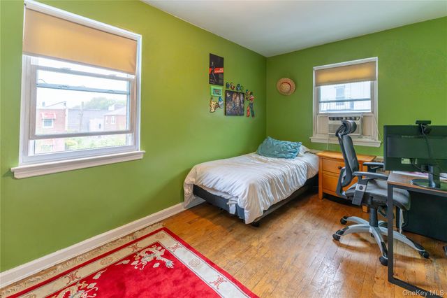 2985 Young Avenue, Bronx, NY 10469