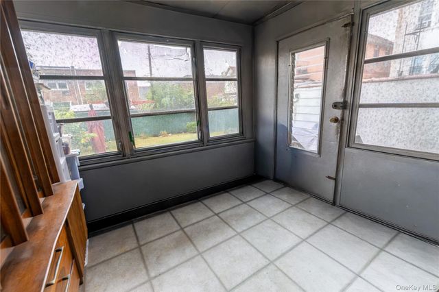 2985 Young Avenue, Bronx, NY 10469