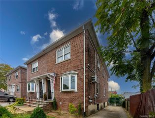 2985 Young Avenue, Bronx, NY 10469