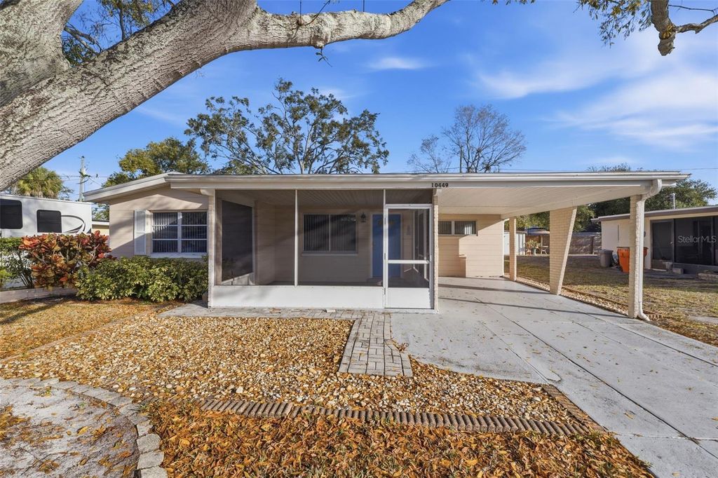 Image 1 of property listing at 10449 53RD AVENUE N, St Petersburg, FL 33708