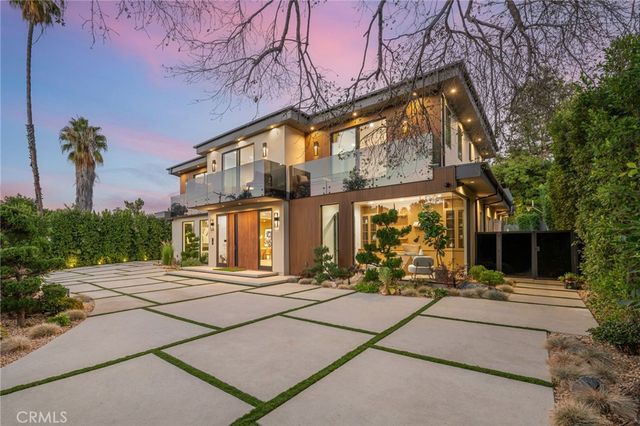 5244 Tampa Ave, Tarzana, CA 91356