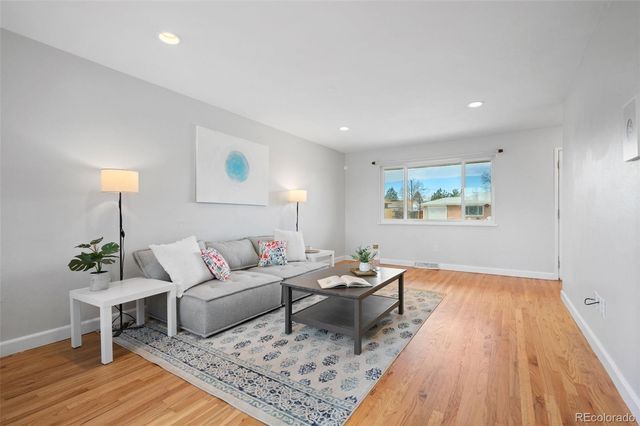 2154 S Fenton Street, Denver, CO 80227