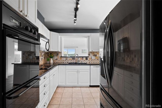 2154 S Fenton Street, Denver, CO 80227