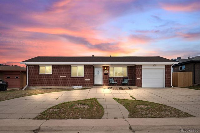 2154 S Fenton Street, Denver, CO 80227