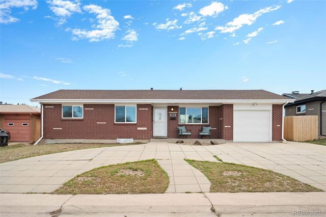 2154 S Fenton Street, Denver, CO 80227