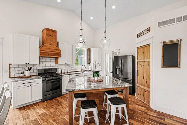 11685 Victory School House Road, Union, KY 41091