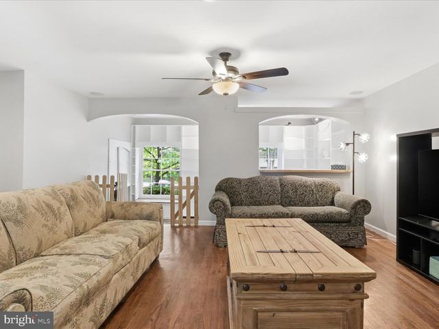 16106 BENEDICT CT, Woodbridge, VA 22191