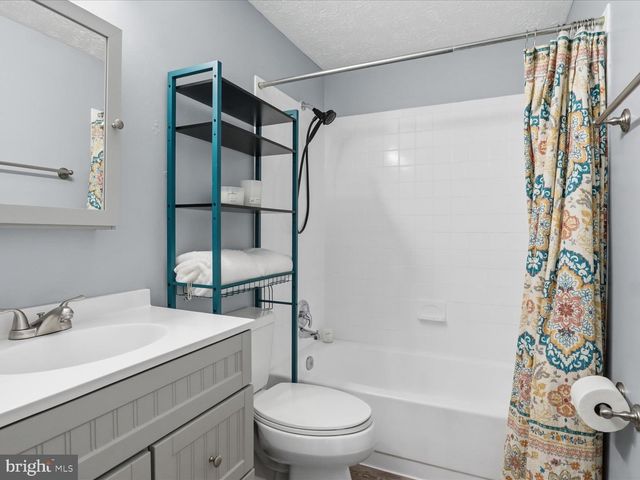 16106 BENEDICT CT, Woodbridge, VA 22191
