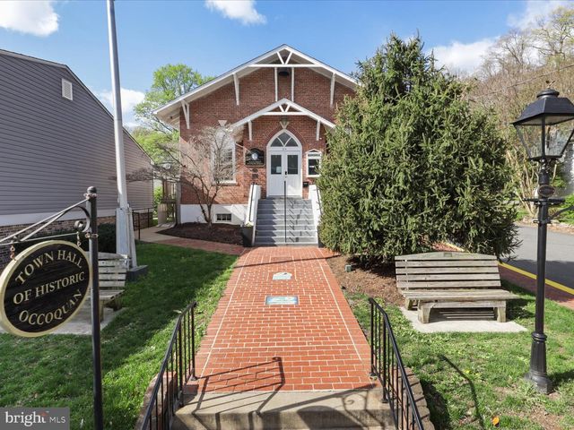 16106 BENEDICT CT, Woodbridge, VA 22191