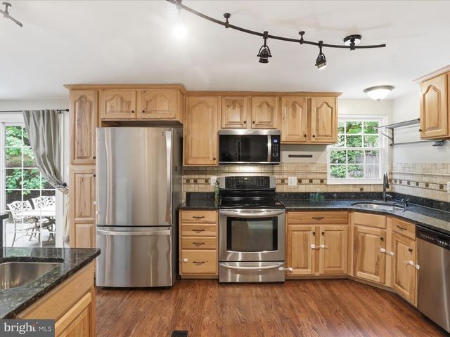 16106 BENEDICT CT, Woodbridge, VA 22191